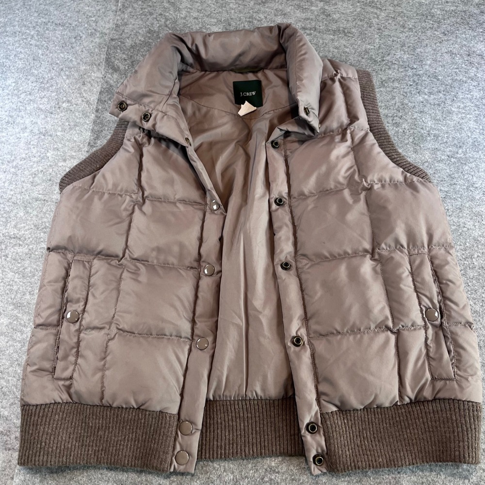 J.Crew Women Puffer Vest Taupe Brow Gorpcore Preppy M Down Filled Quilted Ribbed
